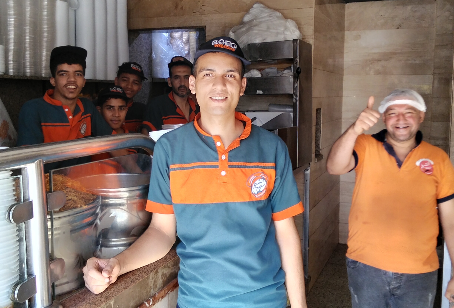 كشري الشيخ… مذاق مختلف بيد محترف