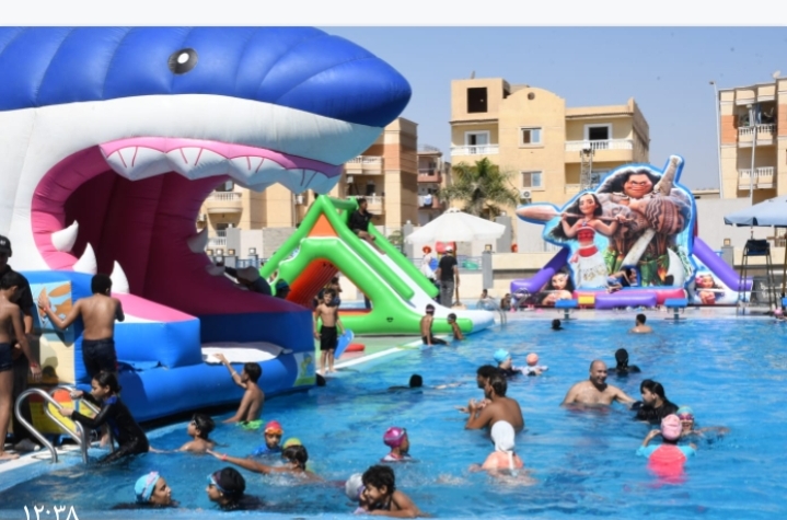 بالصور..مهرجان مميز للألعاب المائية وتكريم أبطال التنس بالجزيرة “٢” بأكتوبر في وداع الإجازة الصيفية