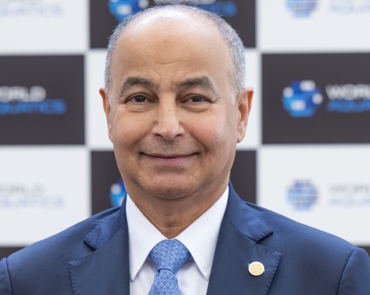 الدولي لألعاب الماء يعيد روسيا وبيلا روسيا لبطولاته .. والمسلم يشدد علي حيادية الرياضة